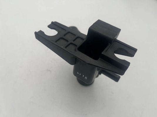 OEM25329-F3300 Коннекторы для труб охлаждающей воды, подходящие для современных портов радиатора KIA